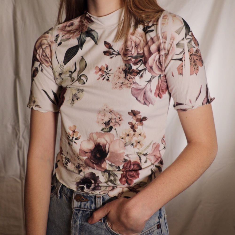 Short Sleeve Floral Top